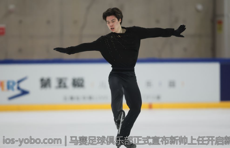 马赛足球俱乐部正式宣布新帅上任开启新篇章