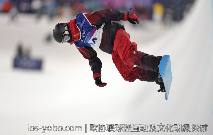 欧协联球迷互动及文化现象探讨